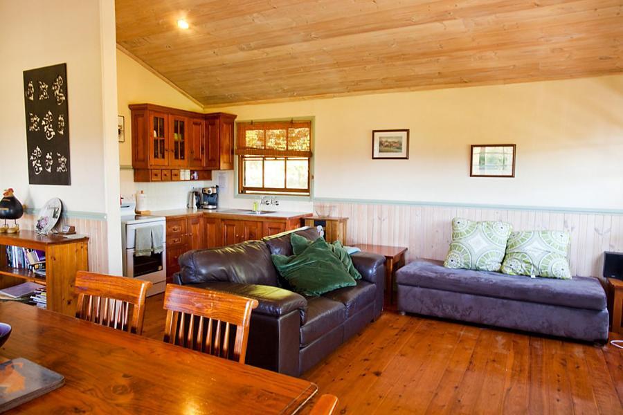 Minimbah Farm Cottages-Family Farmstay- Choose From 2 & 3 Bedroom Cottages And 6 Bedroom House Kangaroo Valley Exterior foto